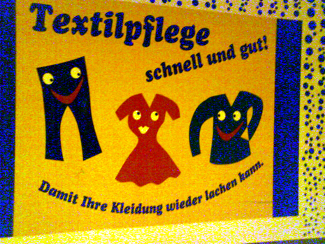 Lachende Kleidung.